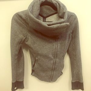 Lululemon size 2 Funnel Neck Hoodie